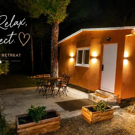 Pinecone Luxury Glamping *